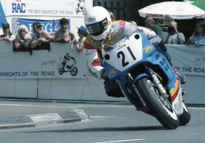 Framed Print : Steve Williams (Yamaha) 1992 Formua One TT Framed Print : Steve Williams (Yamaha) 1992 Formua One TT