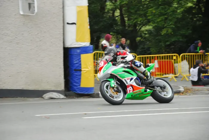 Framed Print : Steven Haddow (Kawasaki) 2018 Newcomers Manx Grand Prix Framed Print : Steven Haddow (Kawasaki) 2018 Newcomers Manx Grand Prix