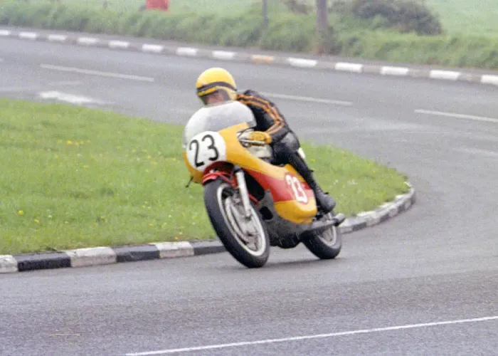 Framed Print : Steven Holmes (Yamaha) 1978 Newcomers Manx Grand Prix