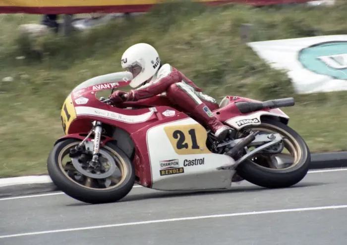 Framed Print : Stu Avant (Suzuki) 1980 Senior TT Framed Print : Stu Avant (Suzuki) 1980 Senior TT