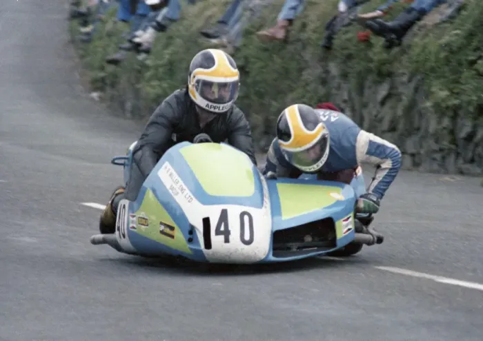 Framed Print : Stuart Applegate & Rod Appleton (Yamaha) 1978 Sidecar Framed Print : Stuart Applegate & Rod Appleton (Yamaha) 1978 Sidecar