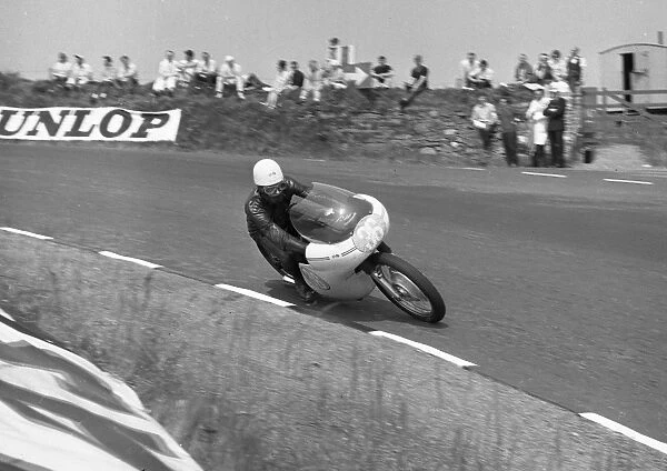 Stuart Graham (AJS) 1965 Junior TT