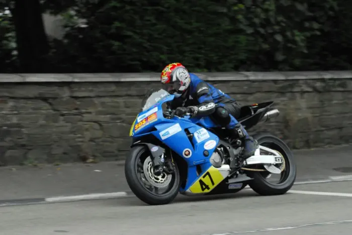 Framed Print : Stuart Hall (Honda) 2012 Senior Manx Grand Prix