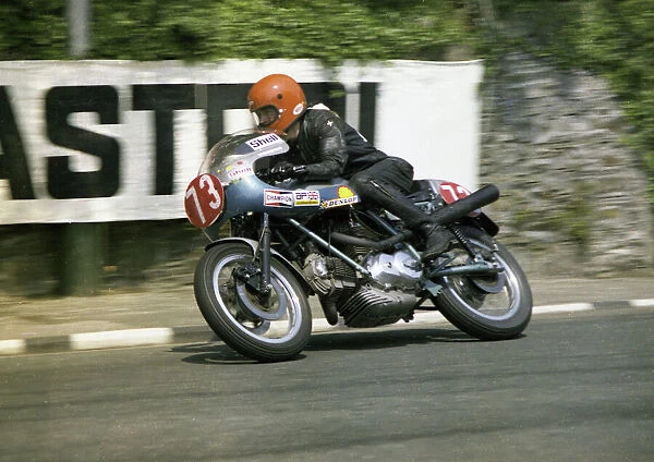 Stuart Morrell (Ducati) 1976 Production TT
