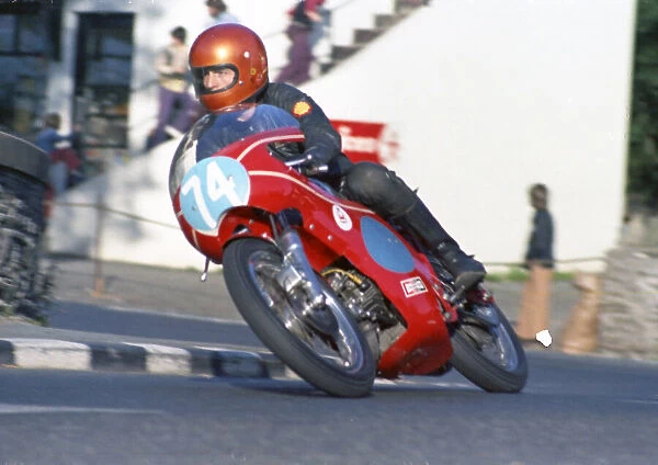 Stuart Morrell (Walker Harley Davidson) 1974 Junior Manx Grand Prix