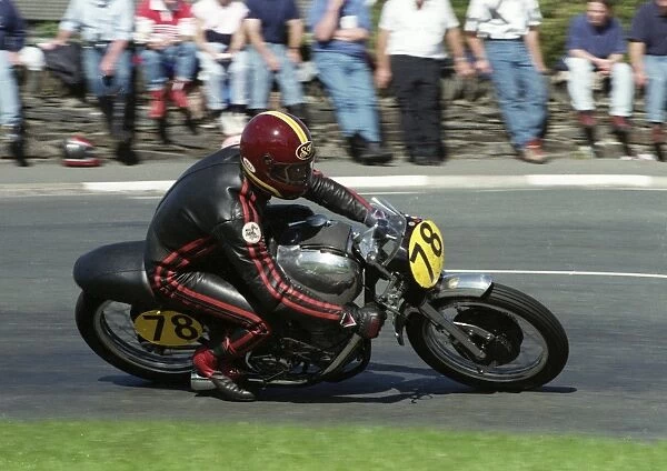 Stuart Robinson (BSA) 1993 Senior Classic Manx Grand Prix