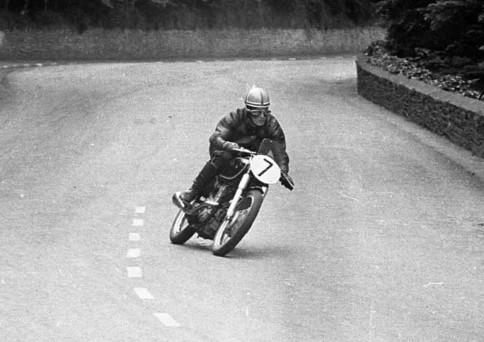 Framed Print : Syd Lawton (AJS) 1952 Senior TT Framed Print : Syd Lawton (AJS) 1952 Senior TT