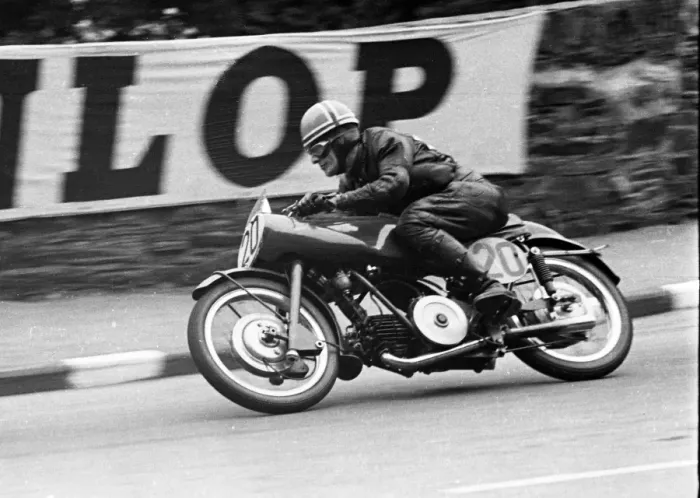 Framed Print : Syd Lawton (Guzzi) 1952 Lightweight TT Framed Print : Syd Lawton (Guzzi) 1952 Lightweight TT