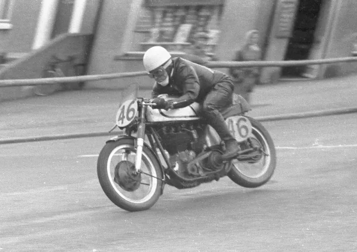 Framed Print : Syd Mizen (Norton) 1957 Senior Manx Grand Prix Framed Print : Syd Mizen (Norton) 1957 Senior Manx Grand Prix