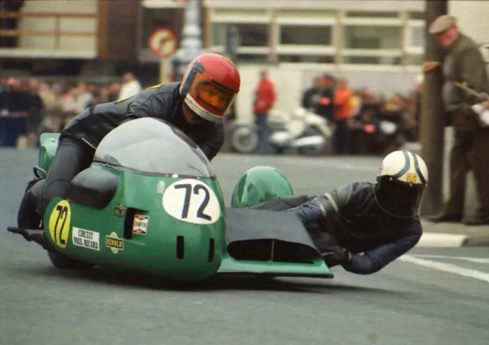 Framed Print : Ted Jansson & Kevin Littlemore (Konig) 1974 Sidecar 750 TT Framed Print : Ted Jansson & Kevin Littlemore (Konig) 1974 Sidecar 750 TT