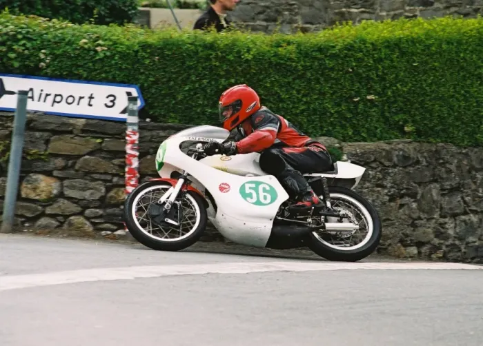 Framed Print : Terry Kermode (Yamaha) 1994 Pre-TT Classic Framed Print : Terry Kermode (Yamaha) 1994 Pre-TT Classic