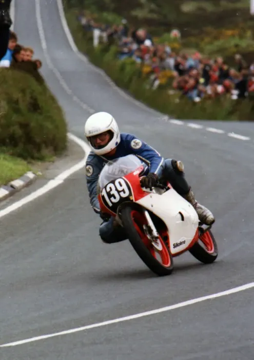 Framed Print : Tim Salveson (MBA) 1989 Ultra Lightweight TT Framed Print : Tim Salveson (MBA) 1989 Ultra Lightweight TT