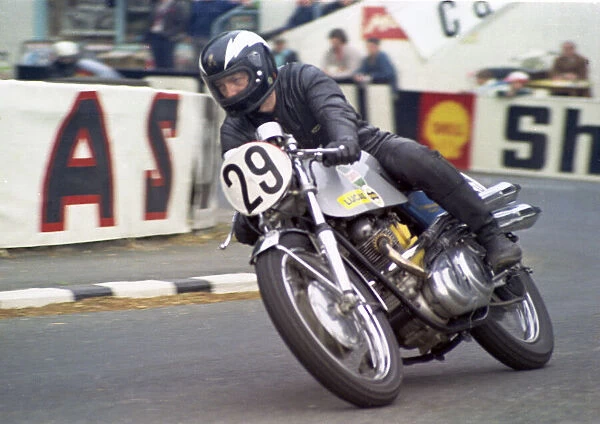 Tom Armstrong (Norton) 1971 Formula 750 TT