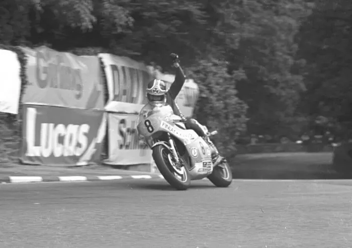 Framed Print : Tom Herron (Suzuki); 1978 Senior TT Framed Print : Tom Herron (Suzuki); 1978 Senior TT