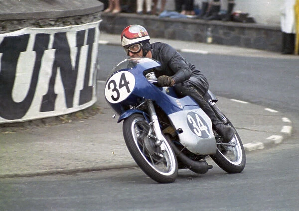 Tom Loughridge (Bultaco) 1969 Ultra Lightweight TT