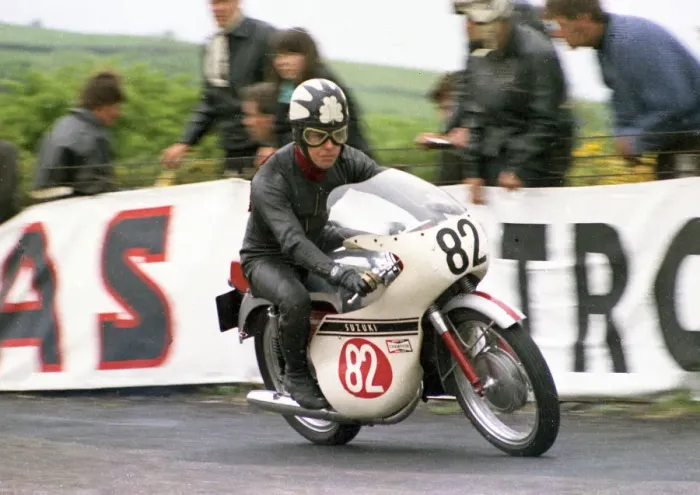 Framed Print : Tommy Robb (Suzuki) 1968 Production TT Framed Print : Tommy Robb (Suzuki) 1968 Production TT