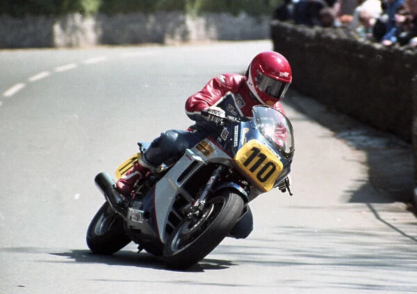 Toni Rechberger (Kawasaki) 1985 Senior TT