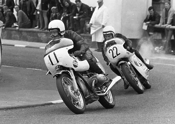 Tony Anderson (BMW) & Darryl Pendlebury (Triumph) 1971 Production TT