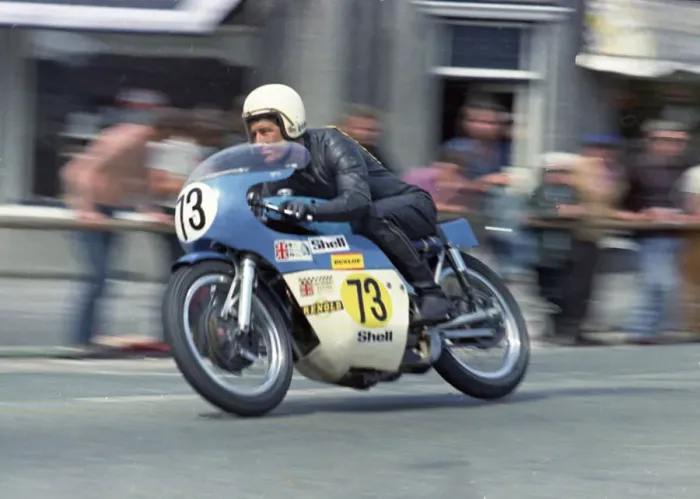 Framed Print : Tony Anderson (Coleshill Seeley) 1973 Senior TT Framed Print : Tony Anderson (Coleshill Seeley) 1973 Senior TT