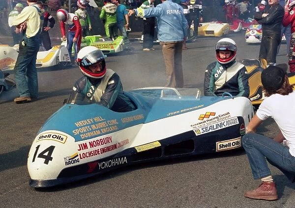 Tony Baker & John Hennigan (Yamaha) 1987 Sidecar TT