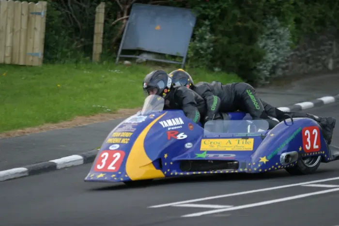 Framed Print : Tony Elmer & Darren Marshall (Ireson Yamaha) 2005 Sidecar TT Framed Print : Tony Elmer & Darren Marshall (Ireson Yamaha) 2005 Sidecar TT