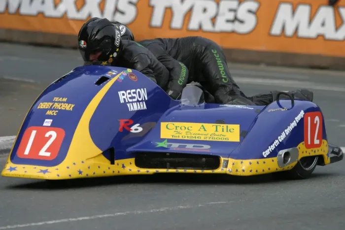 Framed Print : Tony Elmer & Darren Marshall (Ireson Yamaha) 2010 Sidecar A TT Framed Print : Tony Elmer & Darren Marshall (Ireson Yamaha) 2010 Sidecar A TT