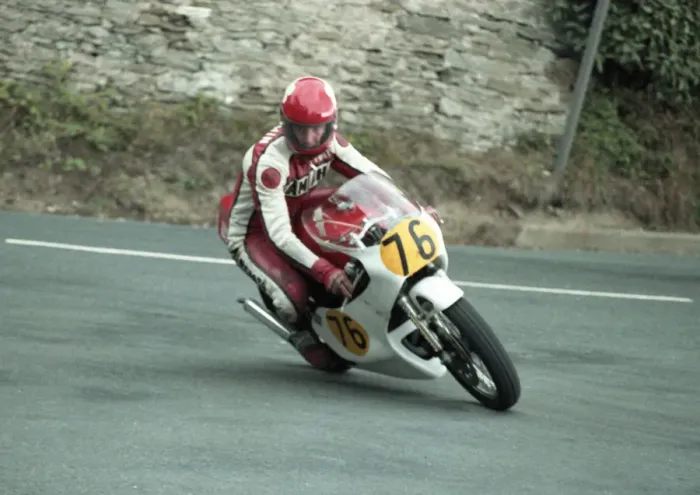Framed Print : Tony Goodwin (Yamaha) 1984 Senior Manx Grand Prix Framed Print : Tony Goodwin (Yamaha) 1984 Senior Manx Grand Prix