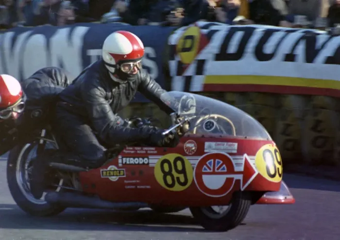 Framed Print : Tony Greening & Roger Parker (Triumph) 1972 Sidecar 750 TT Framed Print : Tony Greening & Roger Parker (Triumph) 1972 Sidecar 750 TT