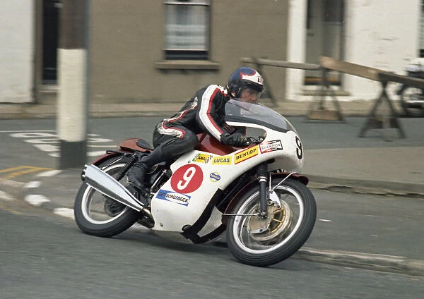 Tony Jefferies on Slippery Sam (Triumph) 1971 Production TT