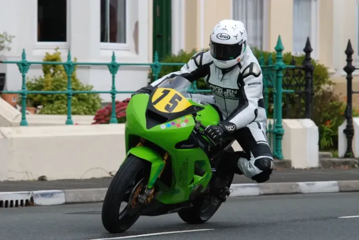 Framed Print : Tony Limer (Kawasaki) 2011 Senior Manx Grand Prix Framed Print : Tony Limer (Kawasaki) 2011 Senior Manx Grand Prix