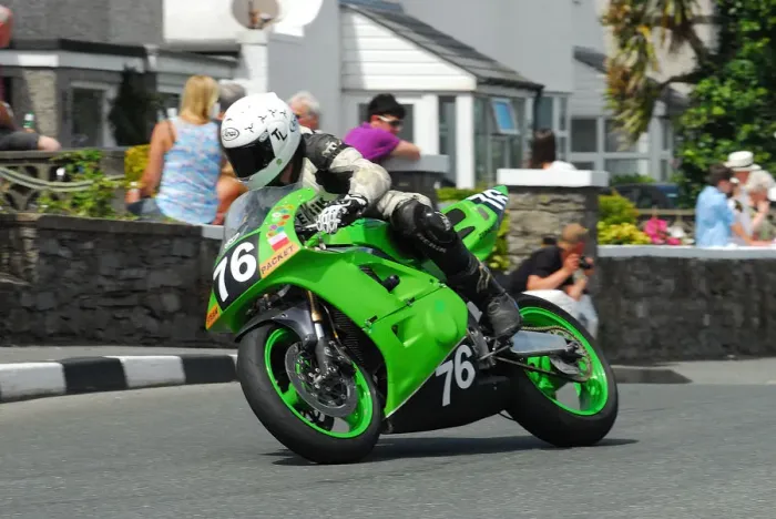 Framed Print : Tony Limer (Kawasaki) 2014 Southern 100 Framed Print : Tony Limer (Kawasaki) 2014 Southern 100