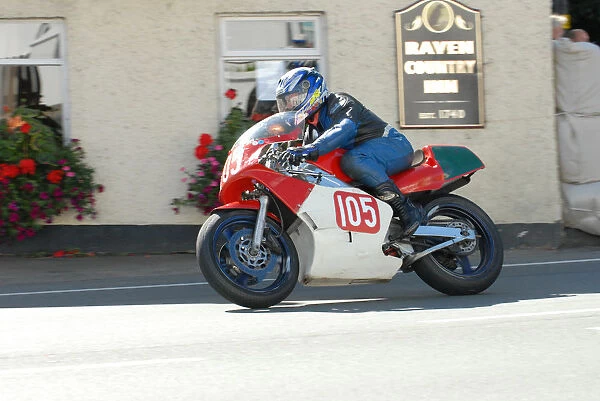 Tony Russell (Yamaha) 2010 Post Classic TT