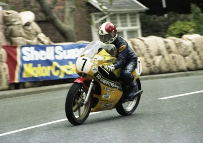 Framed Print : Tony Rutter (Yamaha) 1980 Classic TT Framed Print : Tony Rutter (Yamaha) 1980 Classic TT