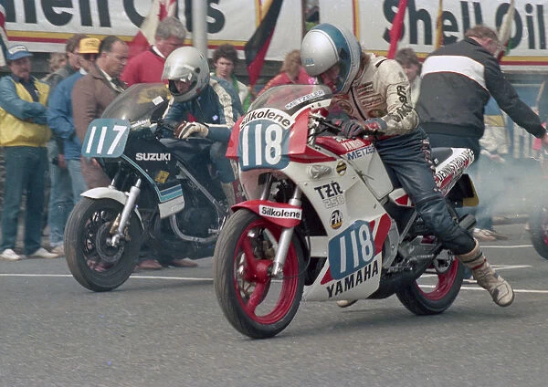 Tony Willis (Suzuki) & Steve Williams (Yamaha) 1986 Production D TT