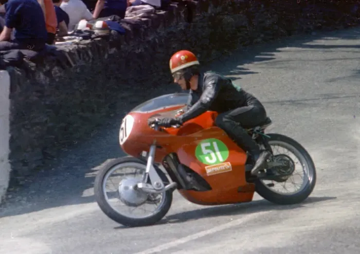 Framed Print : Trevor Holdsworth (Greeves) 1969 Lightweight TT Framed Print : Trevor Holdsworth (Greeves) 1969 Lightweight TT