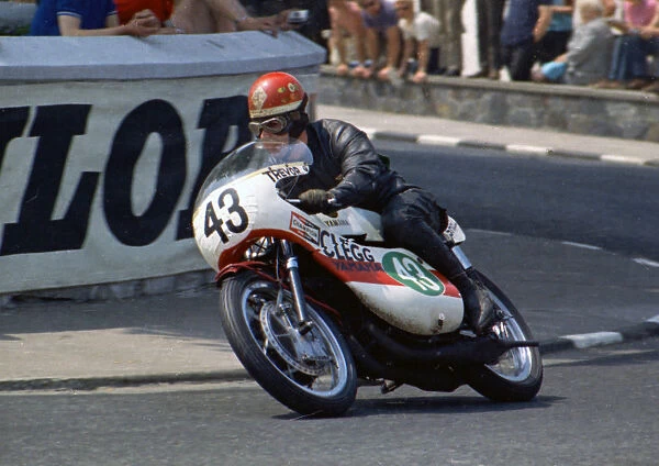 Trevor Holdsworth (Unity Yamaha) 1970 Lightweight TT