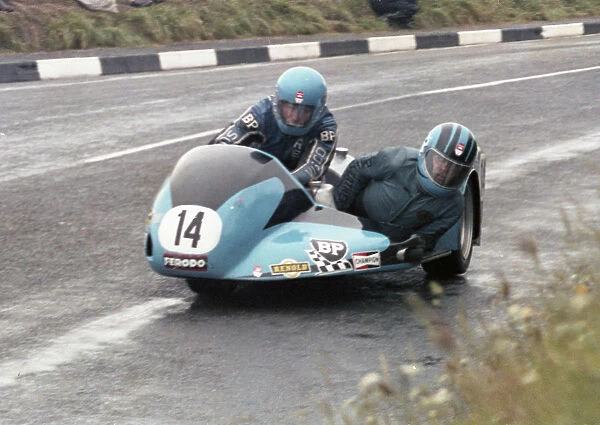 Trevor Ireson & Michael Allsworth (Yamaha) 1978 Sidecar TT
