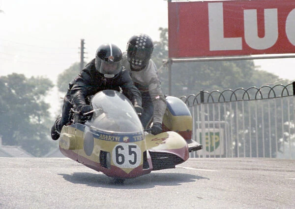 Trevor Youens & Gordon Appleby (Tryatt) 1978 Sidecar TT