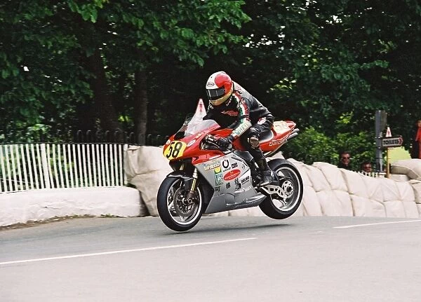 Umberto Rumiano (MV) 2004 Senior TT