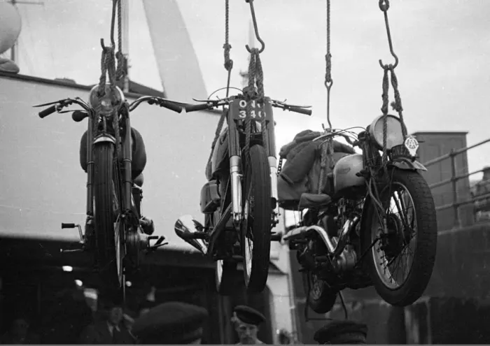 Framed Print : Unloading bikes at Douglas 1951 Manx Grand Prix Framed Print : Unloading bikes at Douglas 1951 Manx Grand Prix