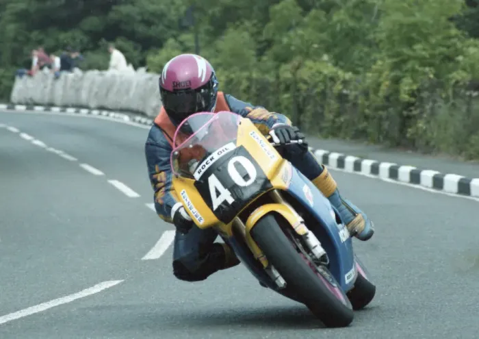 Framed Print : Uwe Sontop (Suzuki) 1992 Supersport 400 TT Framed Print : Uwe Sontop (Suzuki) 1992 Supersport 400 TT