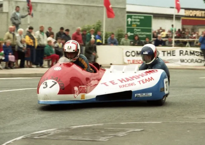 Framed Print : Vic Jefford & Peter Hill (Baker Yamaha) 1989 Sidecar TT Framed Print : Vic Jefford & Peter Hill (Baker Yamaha) 1989 Sidecar TT