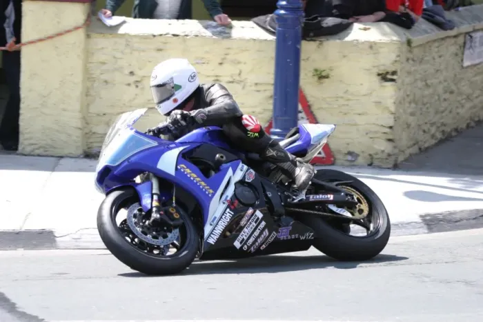 Framed Print : Victor Gilmore (Yamaha) 2005 Supersport TT Framed Print : Victor Gilmore (Yamaha) 2005 Supersport TT