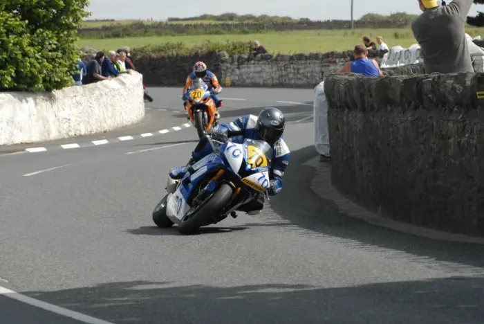 Framed Print : Victor Gilmore (Yamaha) 2009 Southern 100 Framed Print : Victor Gilmore (Yamaha) 2009 Southern 100