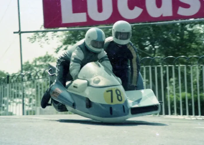 Framed Print : Vince Winstanley & Ken Harmer (Chrysler) 1976 1000 Sidecar TT Framed Print : Vince Winstanley & Ken Harmer (Chrysler) 1976 1000 Sidecar TT