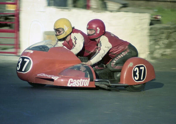 Walter Ohrmann & Bernd Grube (Yamaha) 1976 500 Sidecar TT
