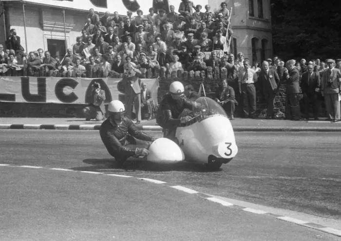 Framed Print : Walter Schneider & Hans Strauss (BMW) 1959 Sidecar TT Framed Print : Walter Schneider & Hans Strauss (BMW) 1959 Sidecar TT