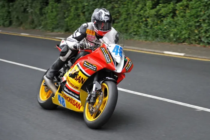 Framed Print : Wayne Kirwan (Yamaha) 2014 Supersport TT Framed Print : Wayne Kirwan (Yamaha) 2014 Supersport TT