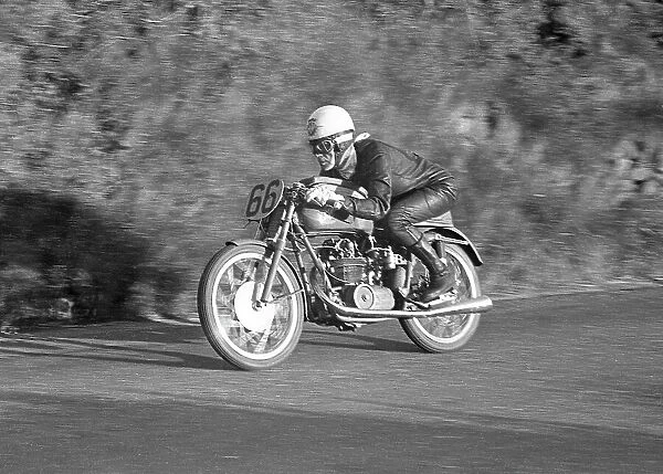 Bill Webster (MV) 1953 Ultra Lightweight TT