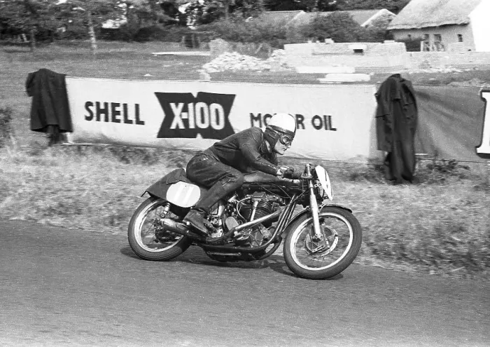 Framed Print : Wilf Herron (Norton) 1955 Lightweight Ulster Grand Prix Framed Print : Wilf Herron (Norton) 1955 Lightweight Ulster Grand Prix